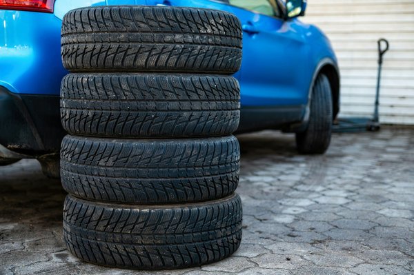 Pneu 4 saisons : quelle est son influence sur la consommation de carburant ?