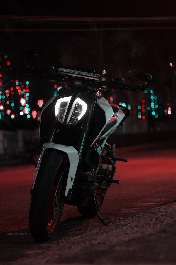Comment débrider une KTM Duke ?