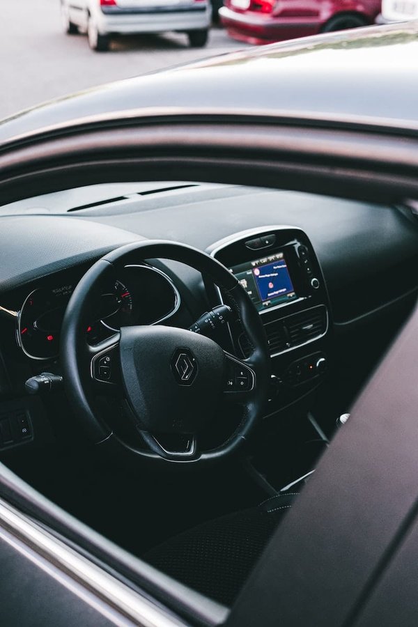 Changer l'autoradio de votre Renault laguna 3 ?